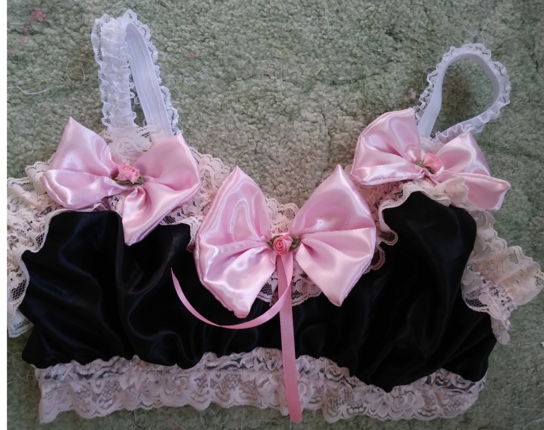 blacksatinpinkbowsbra.jpeg