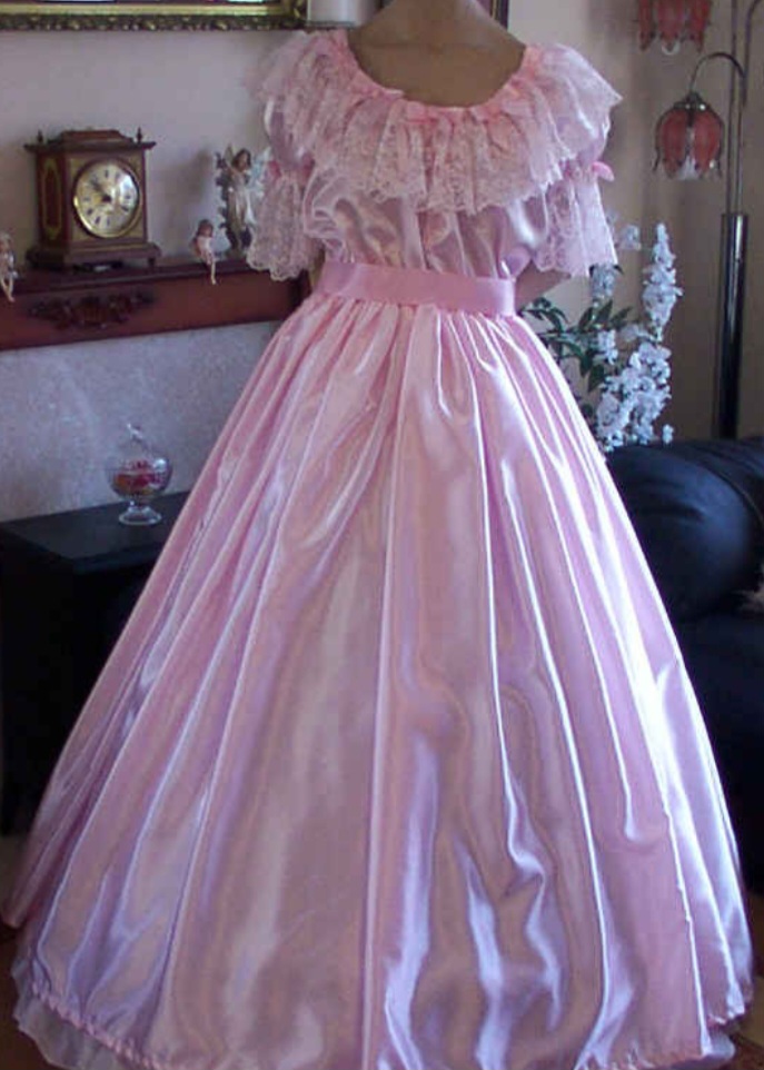 pinkeveninggown.jpg