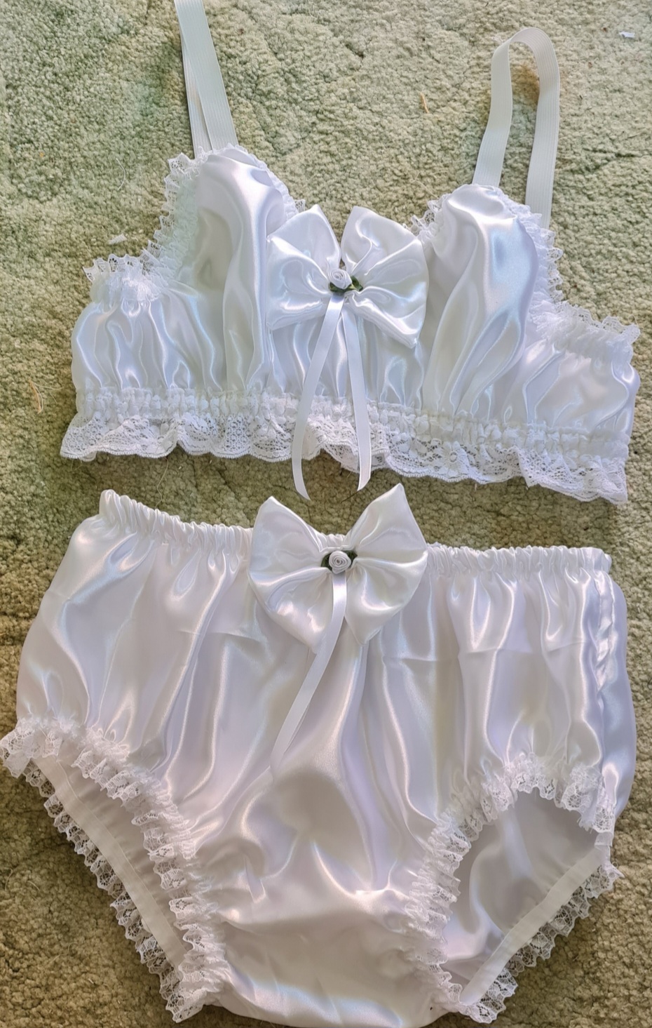 whitebraandknickersset.jpg